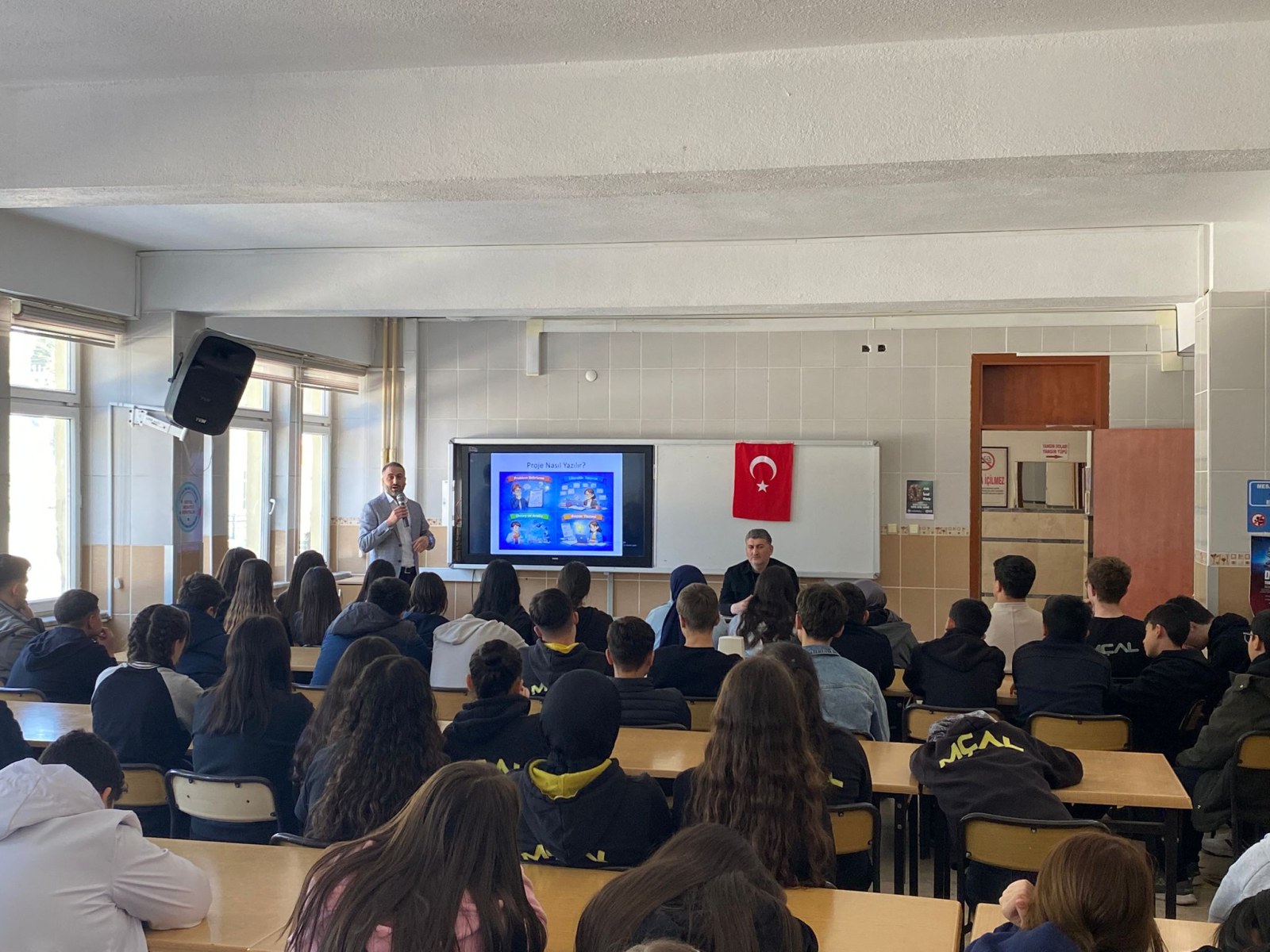 “Erasmus+ programları, büyük önem taşıyor”