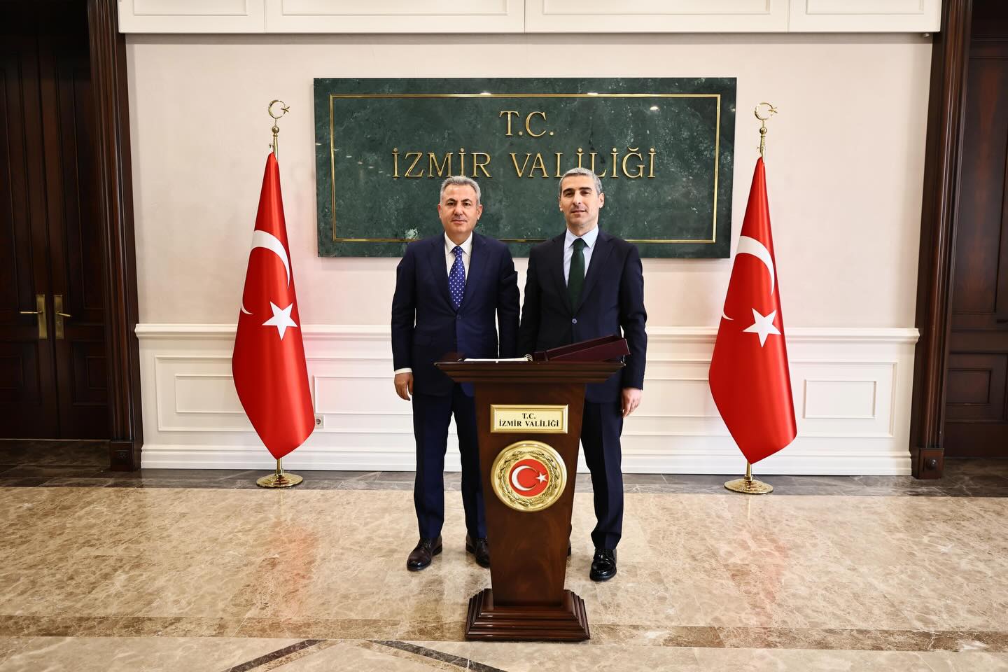 Vali Aktaş, İzmir Valisi Elban'ı Ziyaret Etti