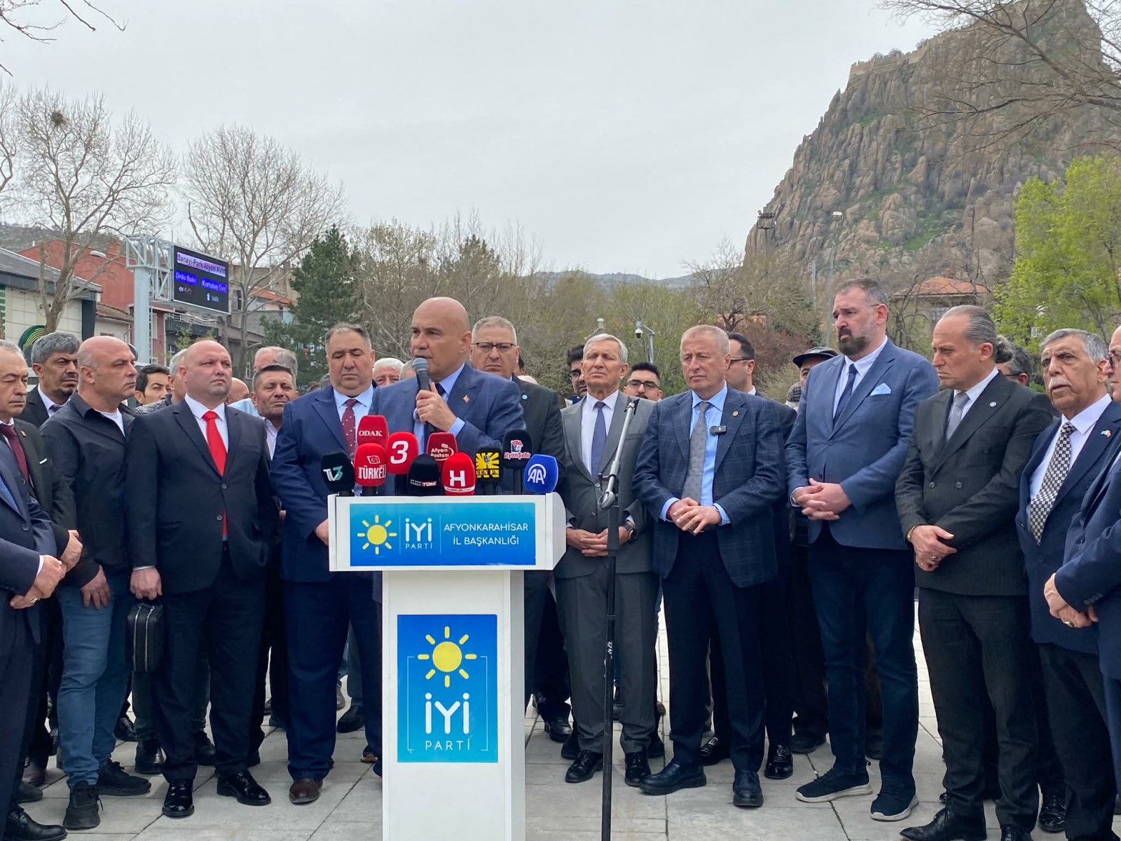 Çömez'den Yerel Basına Teşekkür