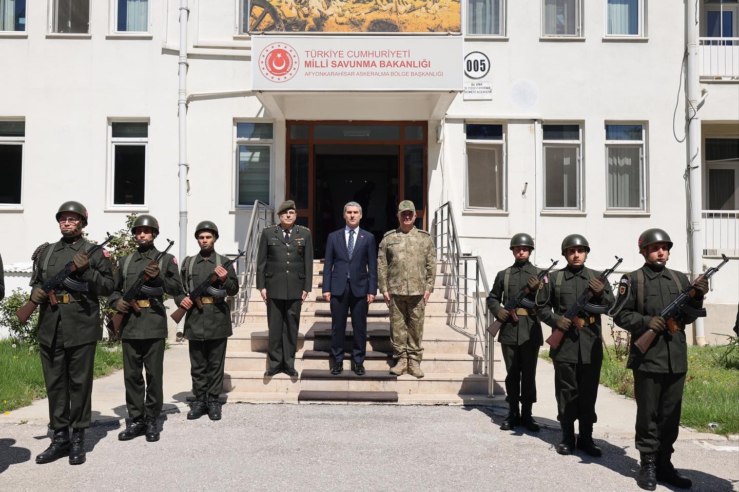 Vali Aktaş, Per. Alb. Güler’den Bilgi Aldı