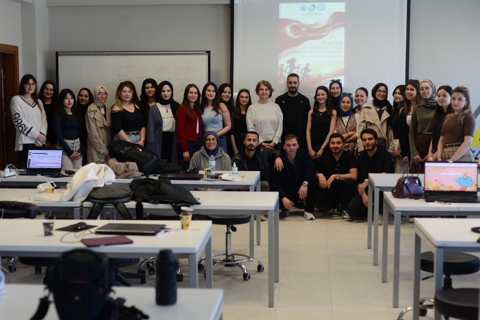 AKÜ GSF ile Eğitim Fakültesi Öğrencilerinden Anlamlı Etkinlik