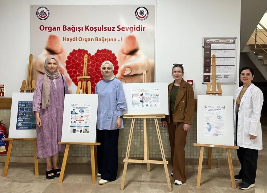 AFSÜ Hastanesinde “Dijital Çağda Sağlıklı Kalma Sanatı” Sergisi Düzenlendi