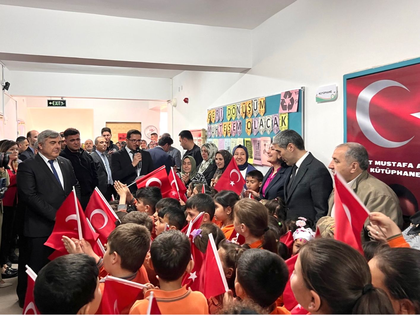 Şehit Mustafa Akkaya Kütüphanesi Açıldı