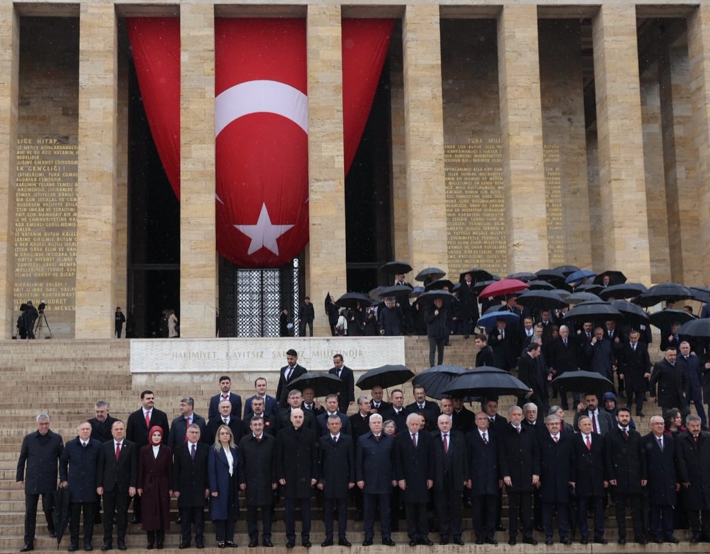 Yurdunuseven, Anıtkabirdeki Törene Katıldı
