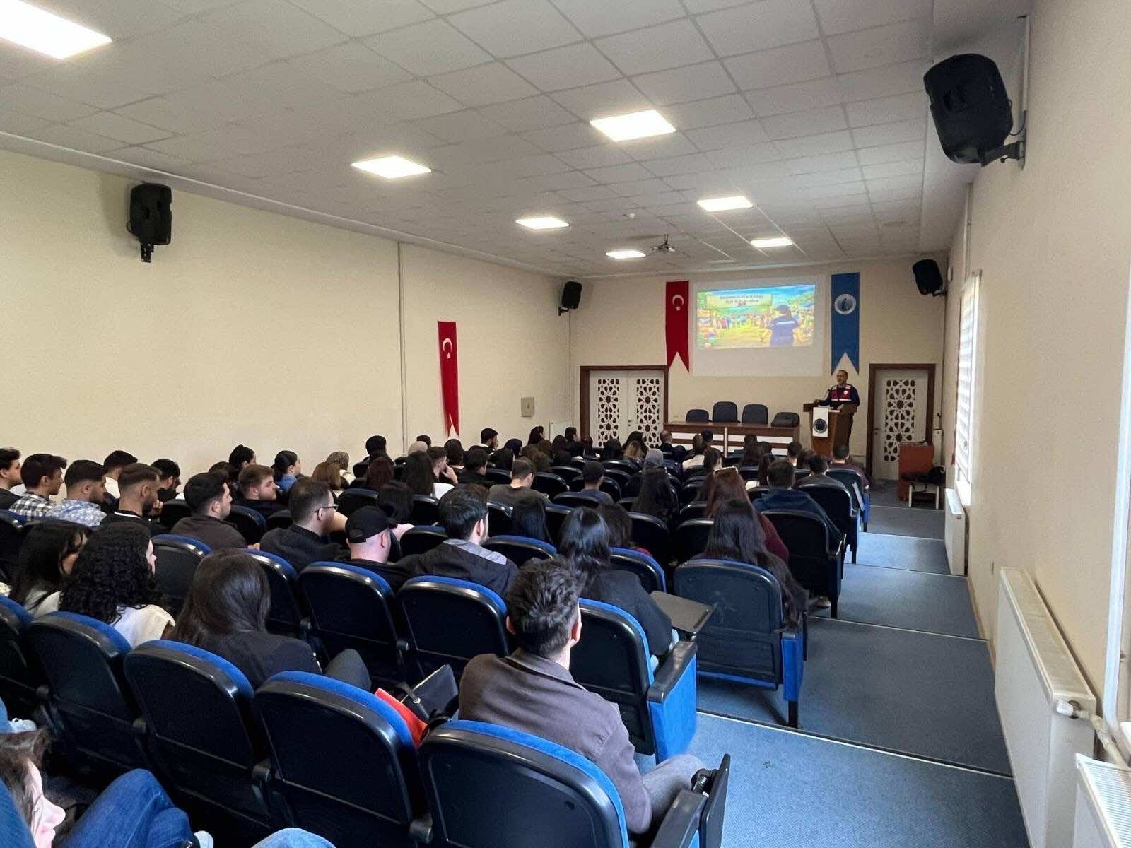 Bağımlılığa Karşı İlk Kale: Aile
