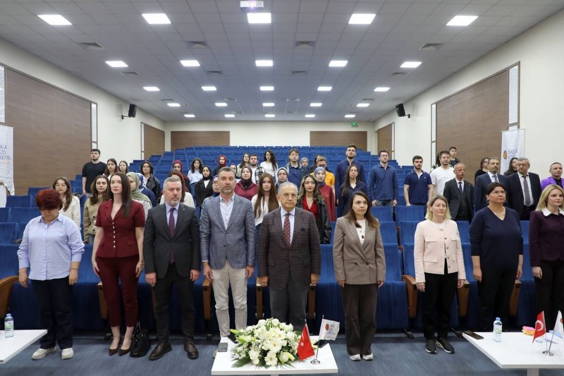 AFSÜ, Eczacılara Ev Sahipliği Yaptı