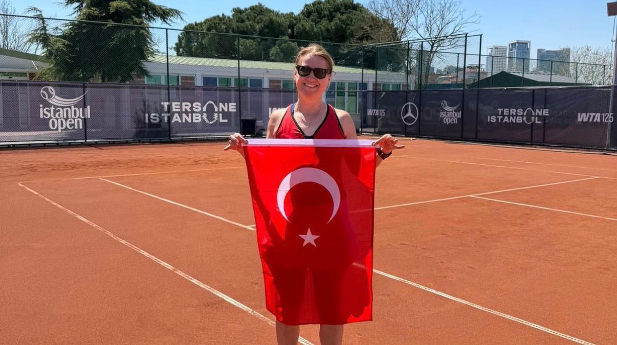 Afyonkarahisarlı Şeniz Karagöz Tenis Milli Takımı’na Seçildi