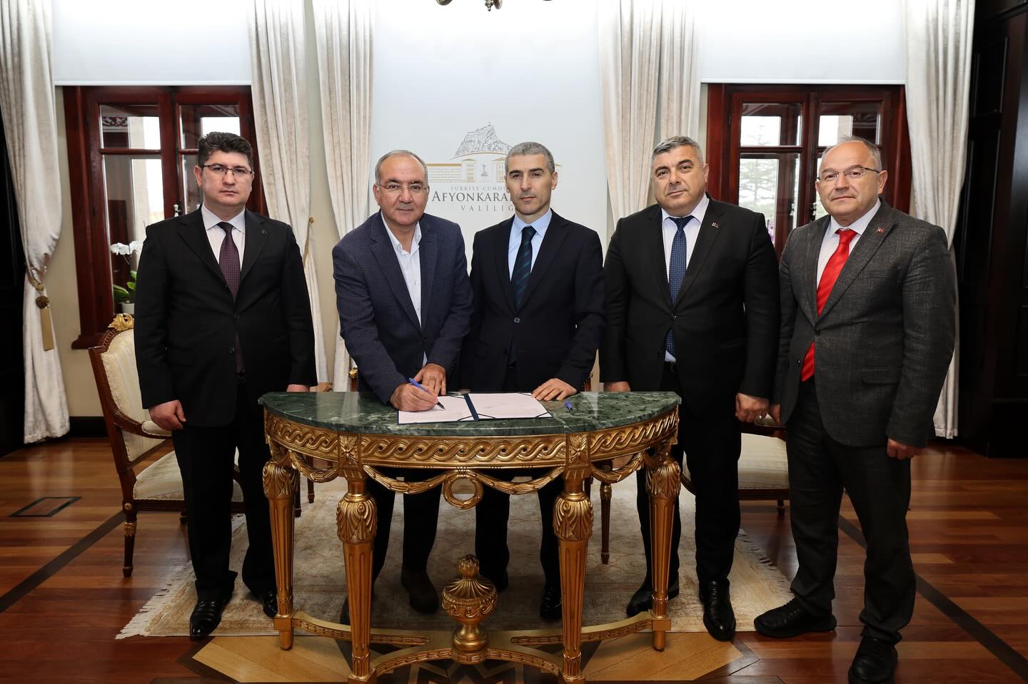 İscehisar'a Yeni Okul