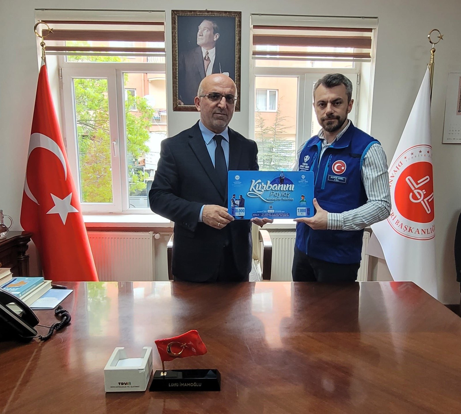 İl Müftüsü Lütfü İmamoğlu'ndan TDV’ye Kurban Bağışı