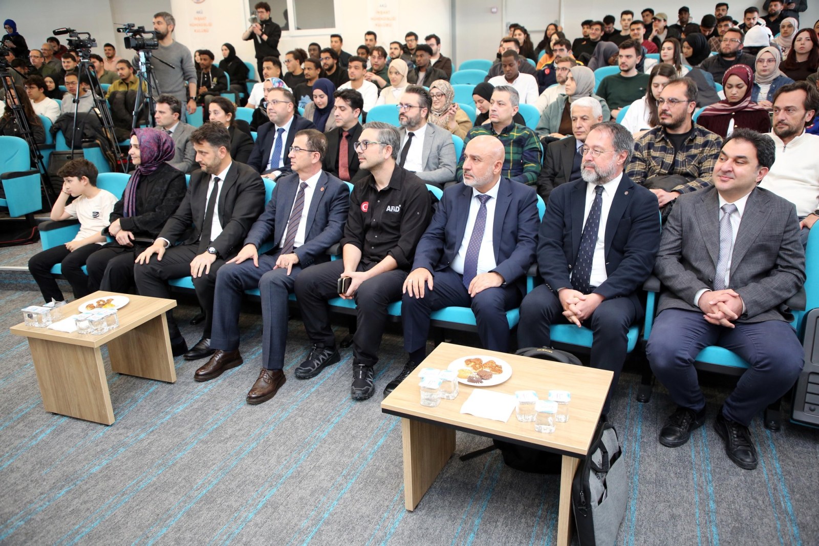 “Deprem felaket değildir; felaket ihmallerdir”