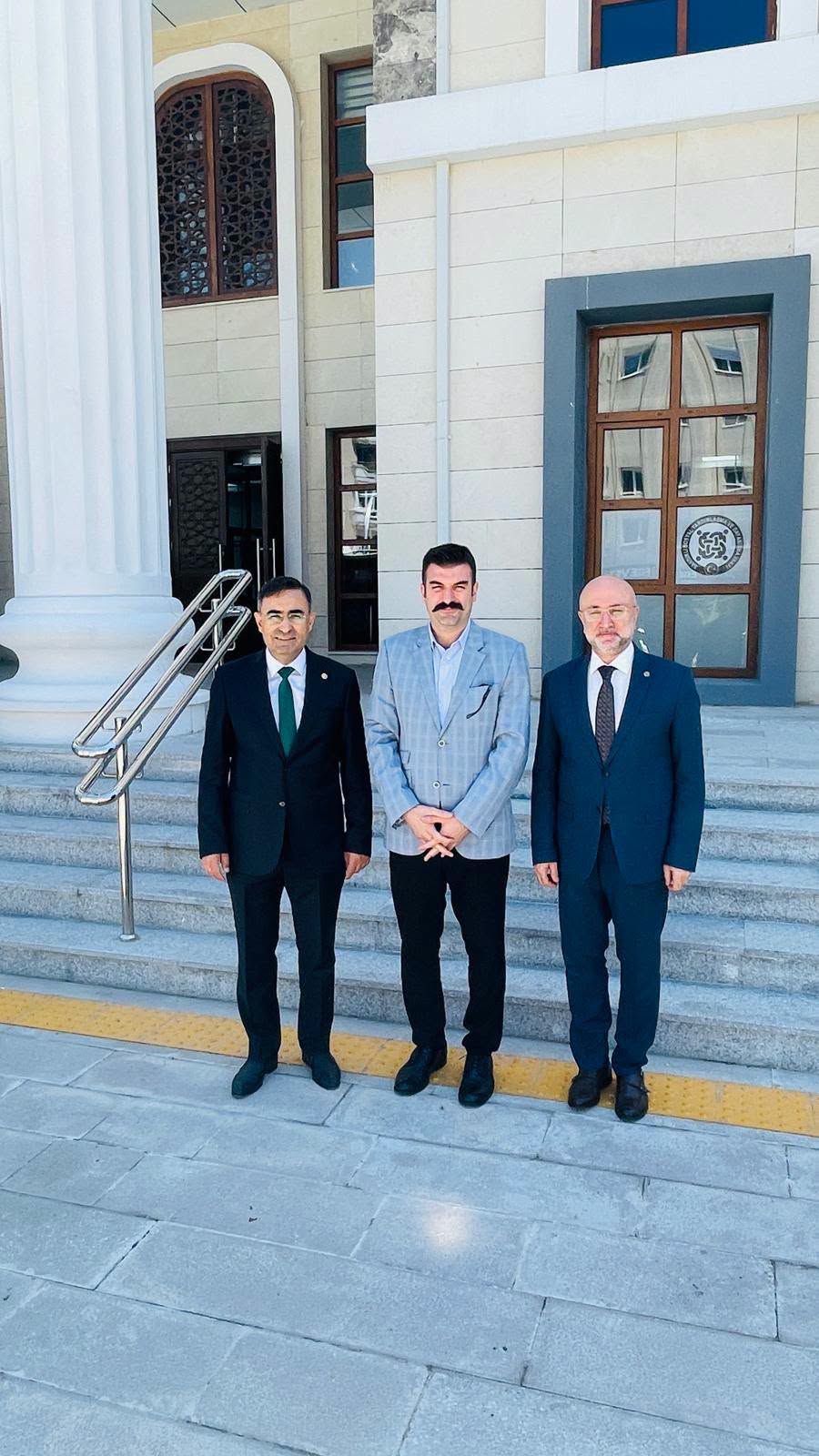 Arslan ve Şahin'den Yosunkaya'ya Veda