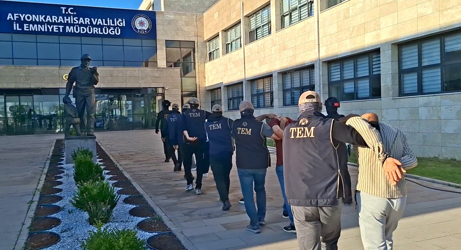 Afyonkarahisar’da DEAŞ Operasyonu