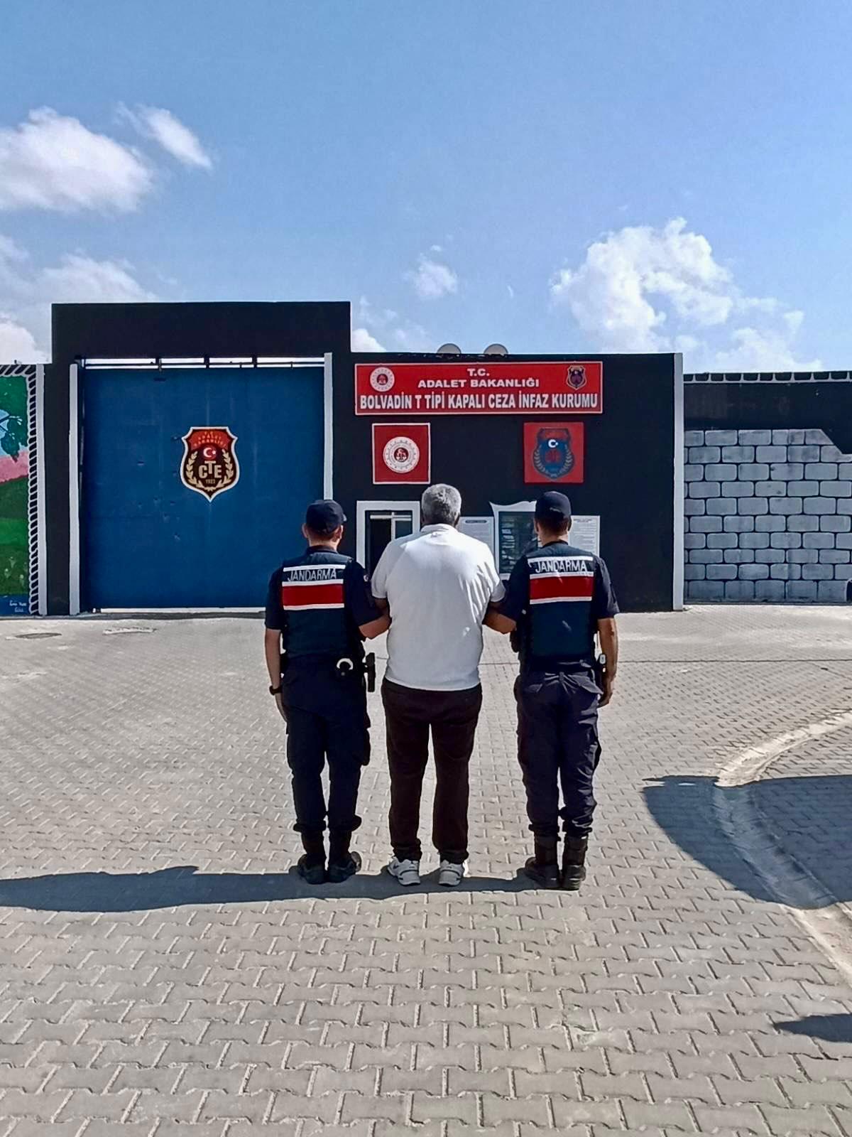 Aranan 34 Kişi Yakalandı