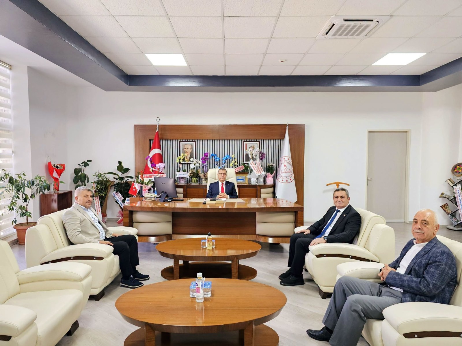 Altuntaş'tan Yeni Müdür'e Ziyaret