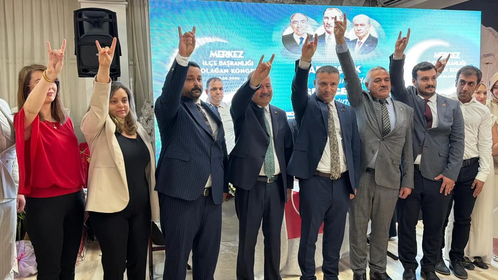 MHP’de Celep Başkan Seçildi