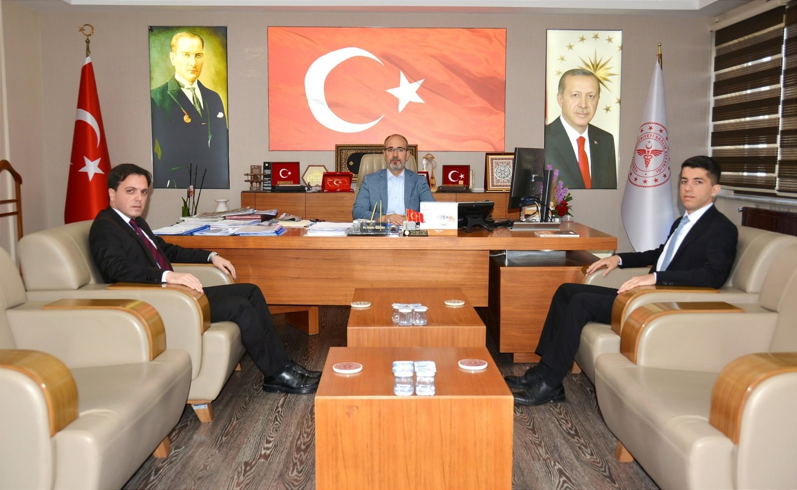 Efe ve Mencik'ten Dr. Öztürk'e Ziyaret