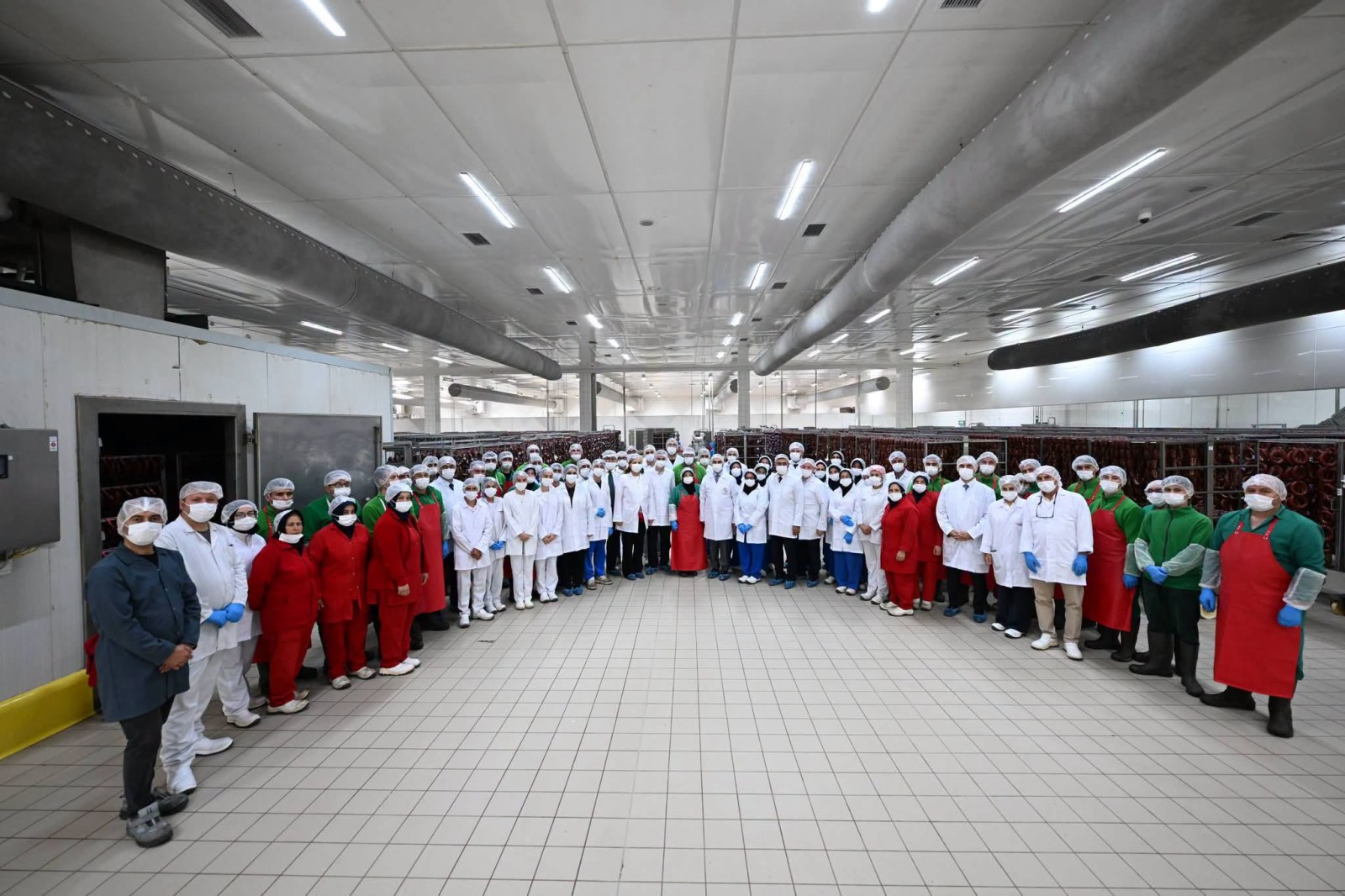 Kacır ve Protokol Üyelerinden Sucuk Fabrikasına Ziyaret