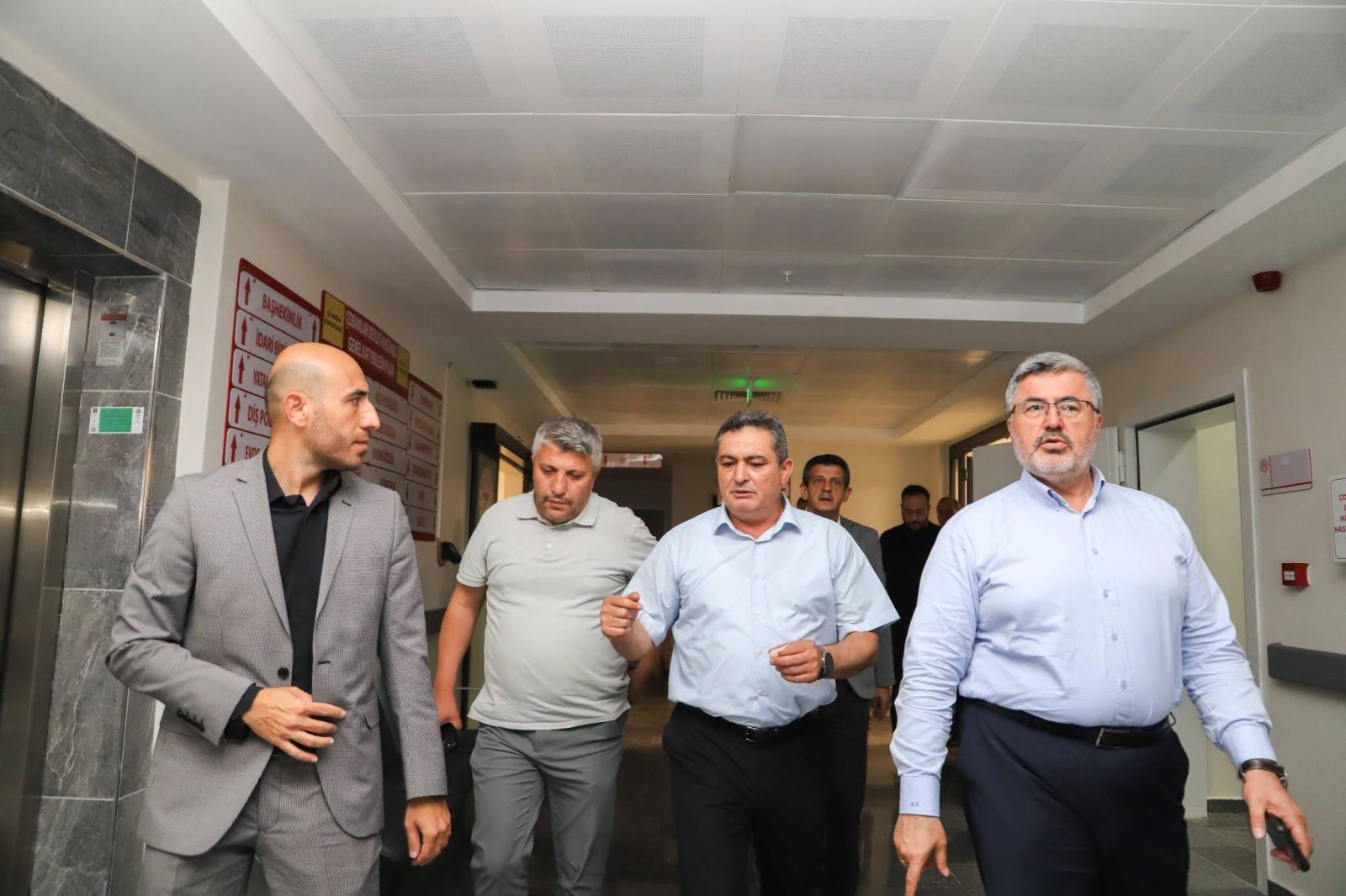 Özkaya, Yeni Hastanede İncelemelerde Bulundu