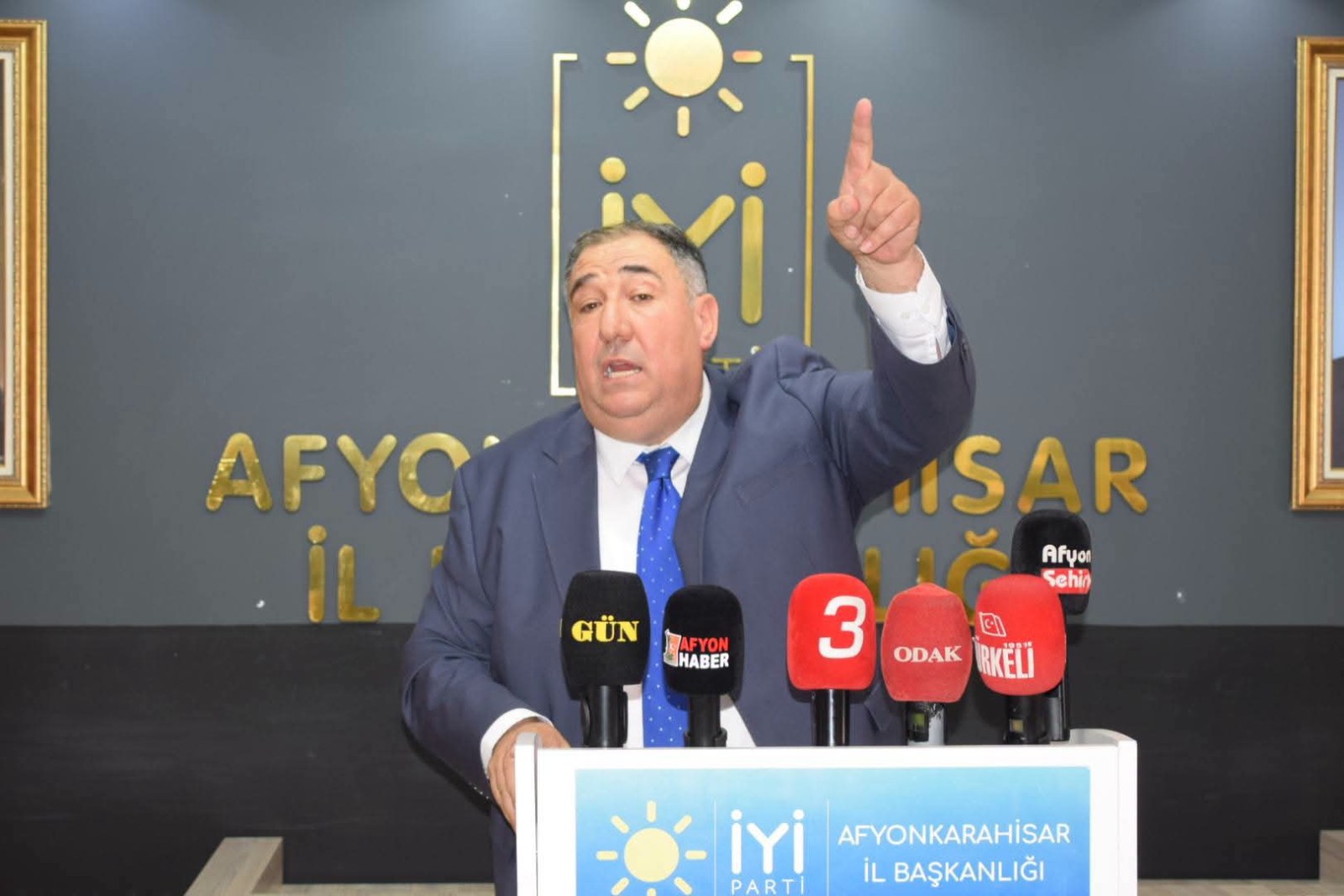 MISIRLIOĞLU: “TERÖR ÖRGÜTÜ LİDERİNDEN KOORDİNATÖR OLMAZ”