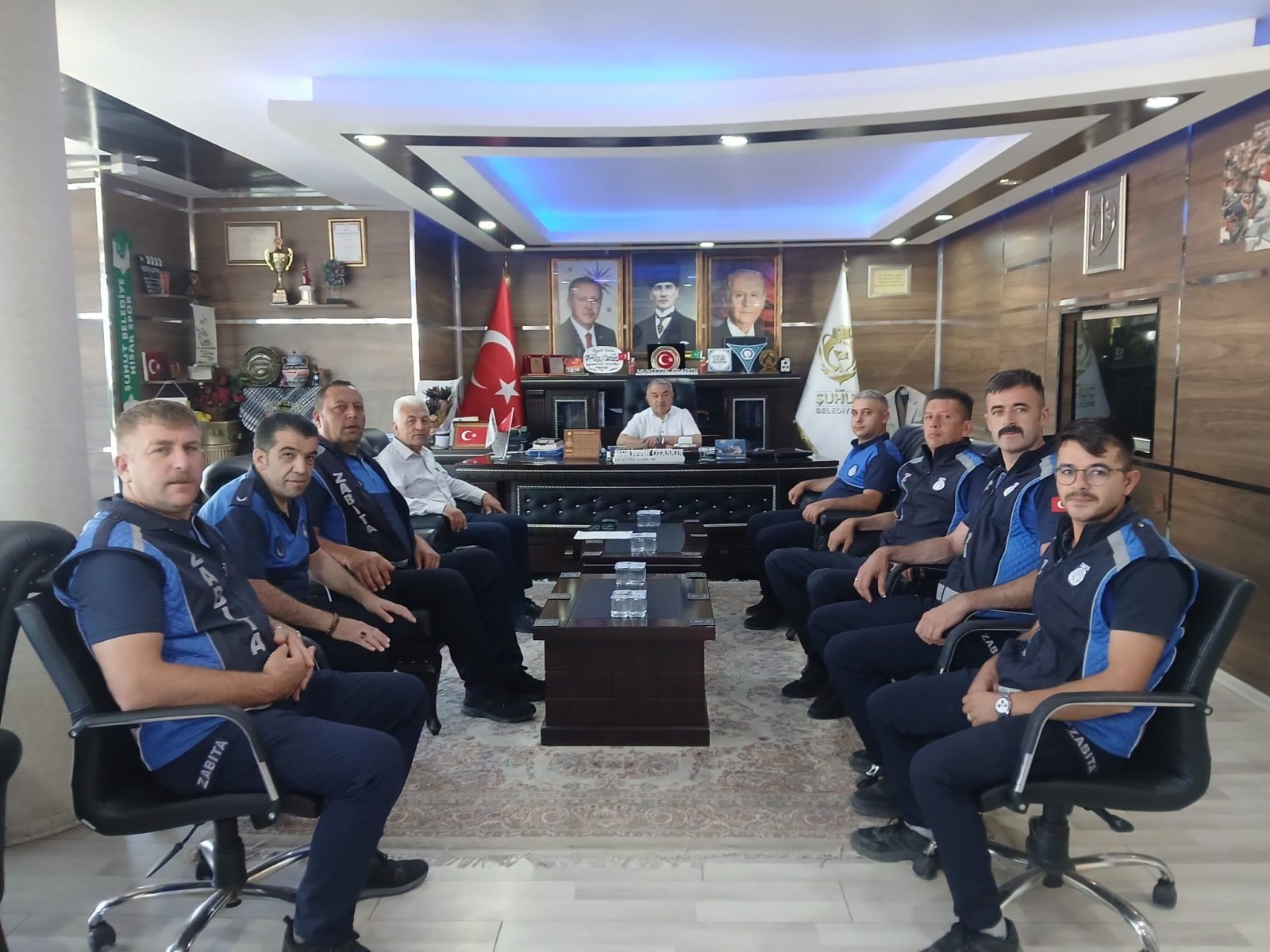 Başkan Özaşkın, Zabıtalarla Bir Araya Geldi