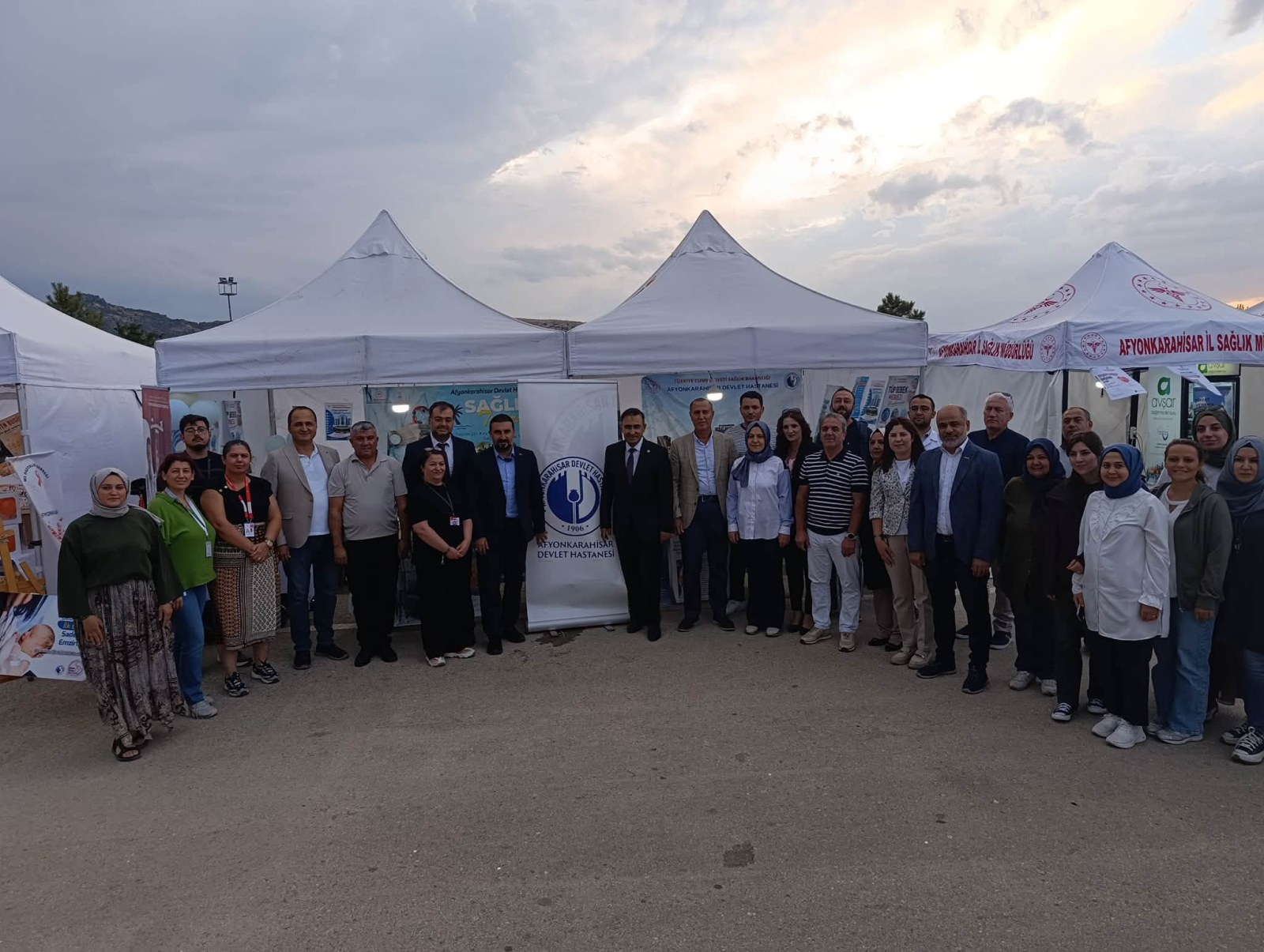Devlet Hastanesi Standına Ziyaretler Sürüyor
