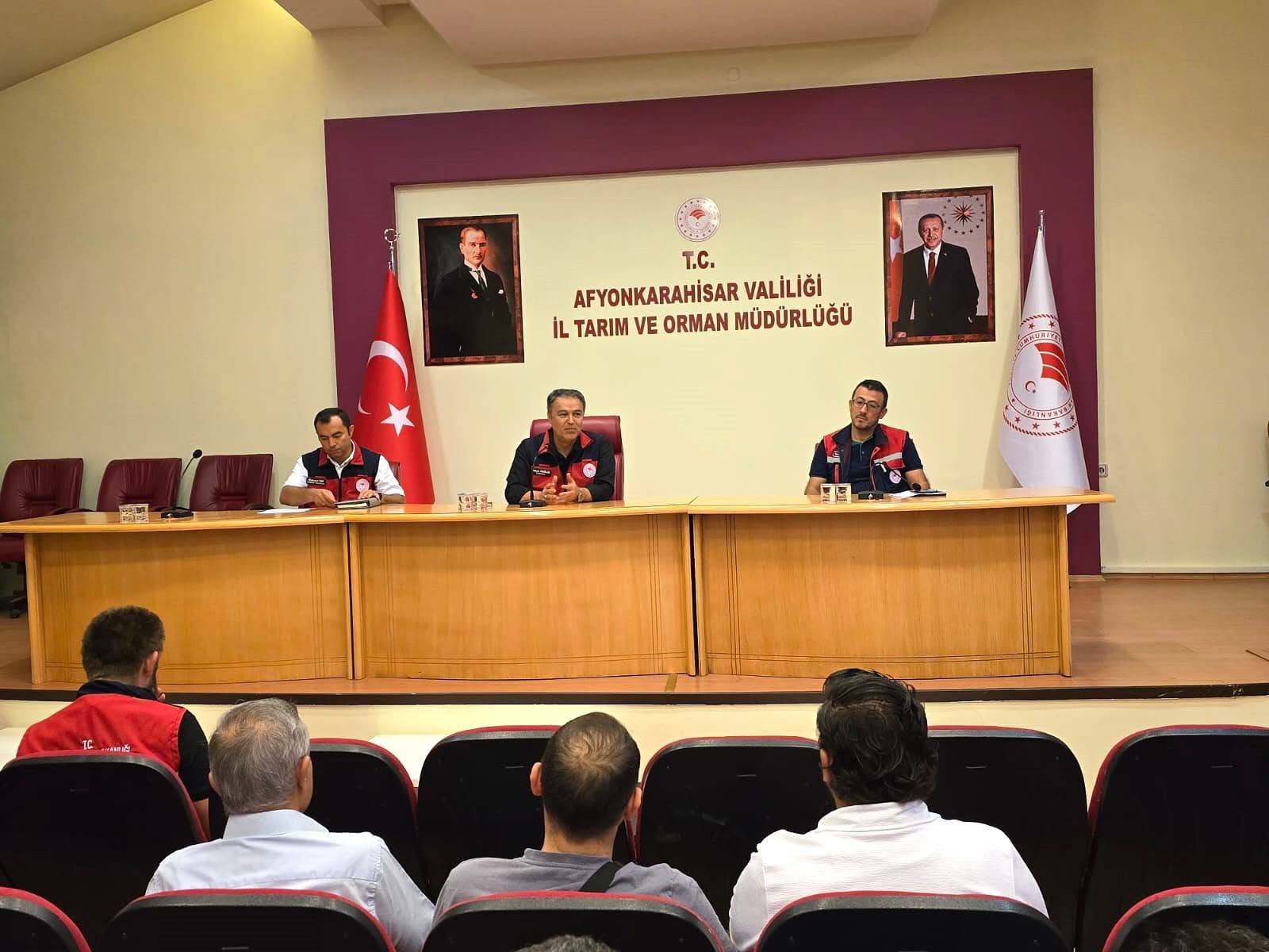 KESİMHANE İŞLETMELERİ VE SEKTÖR TEMSİLCİLERİYLE BİLGİLENDİRME TOPLANTISI