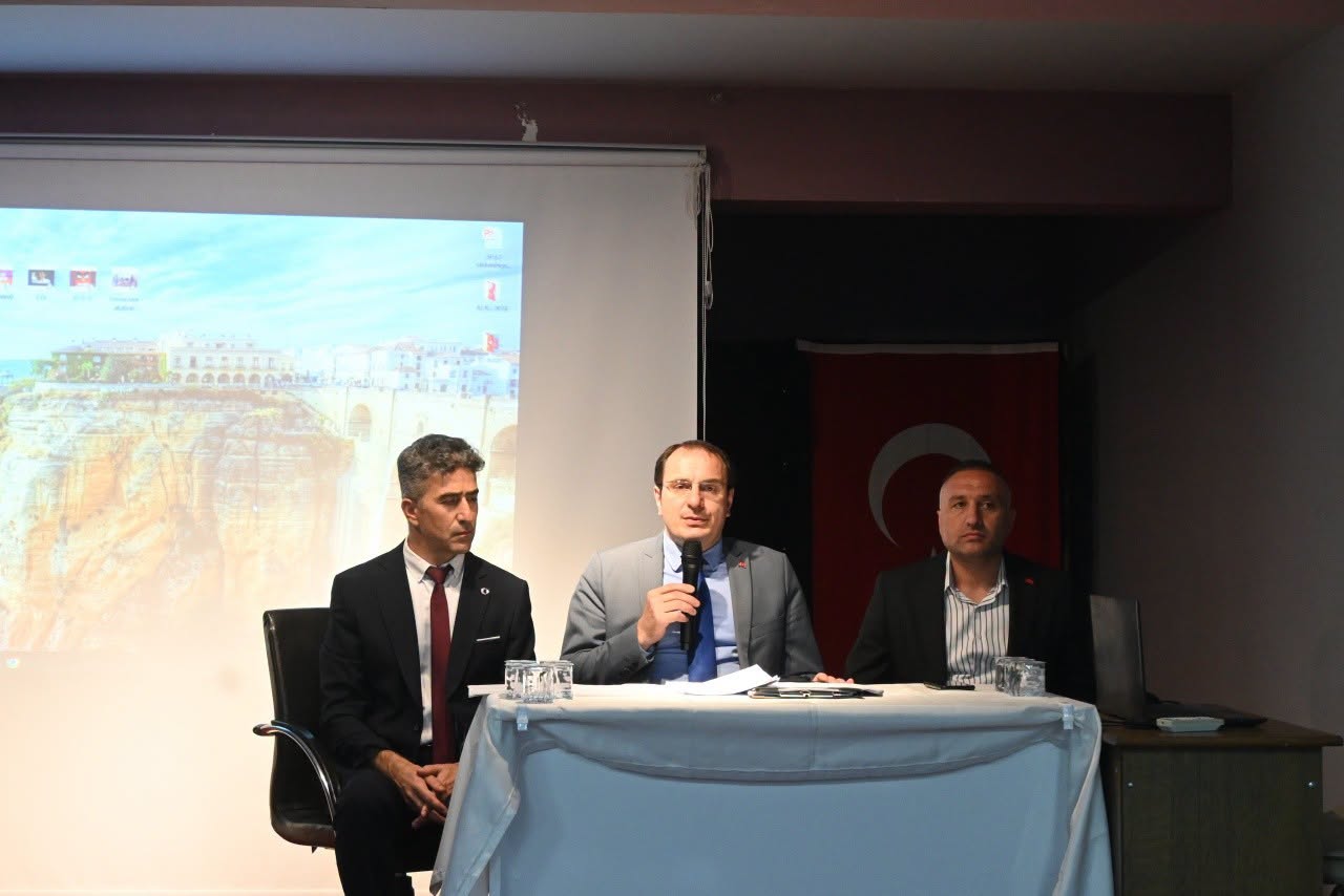 Çay'da Okul Güvenliği İş Birliği ve Eğitim Toplantısı Yapıldı