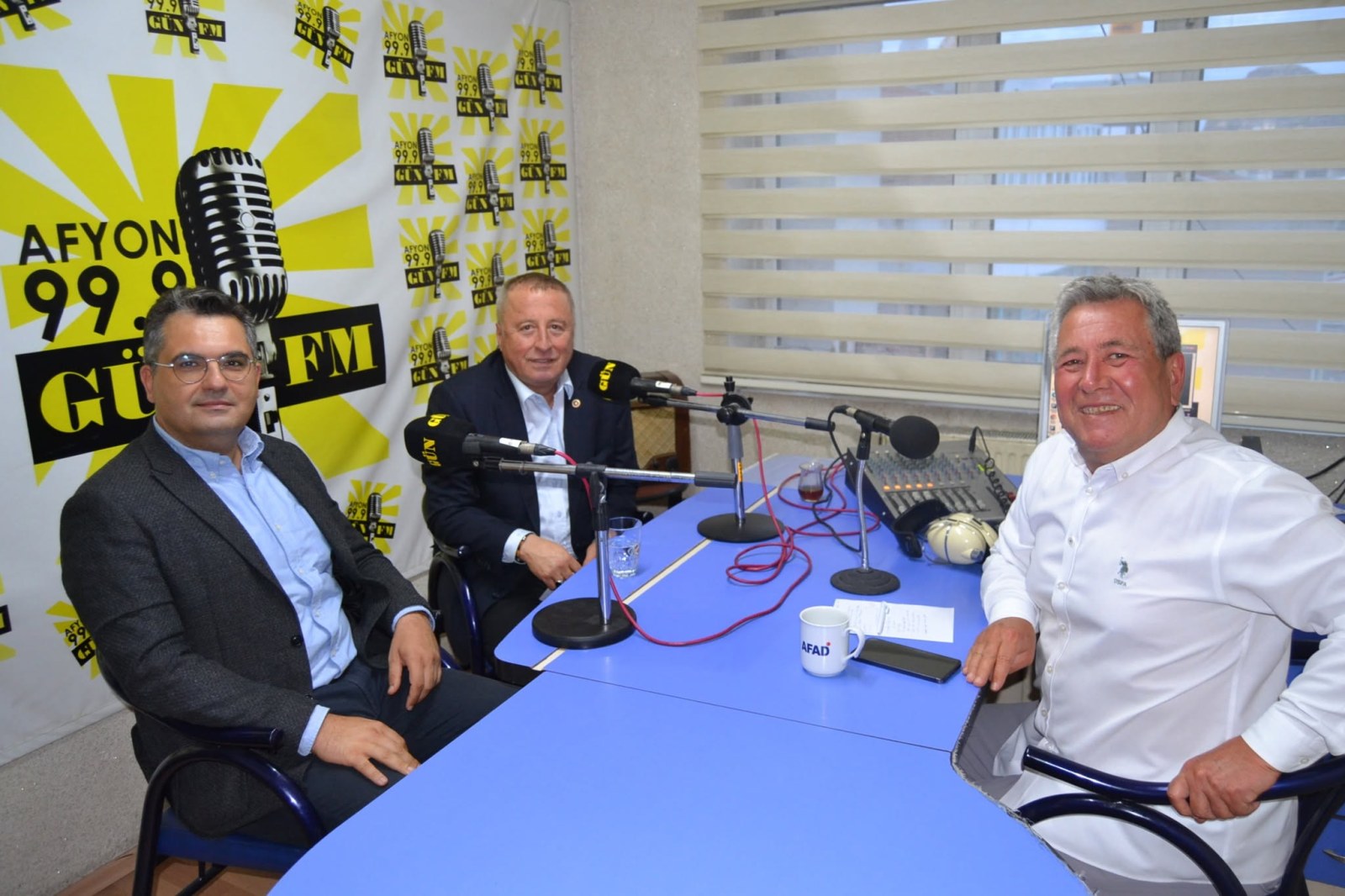 OLGUN: ’HALKIMIZI KANDIRIYORLAR, YALAN SÖYLÜYORLAR’