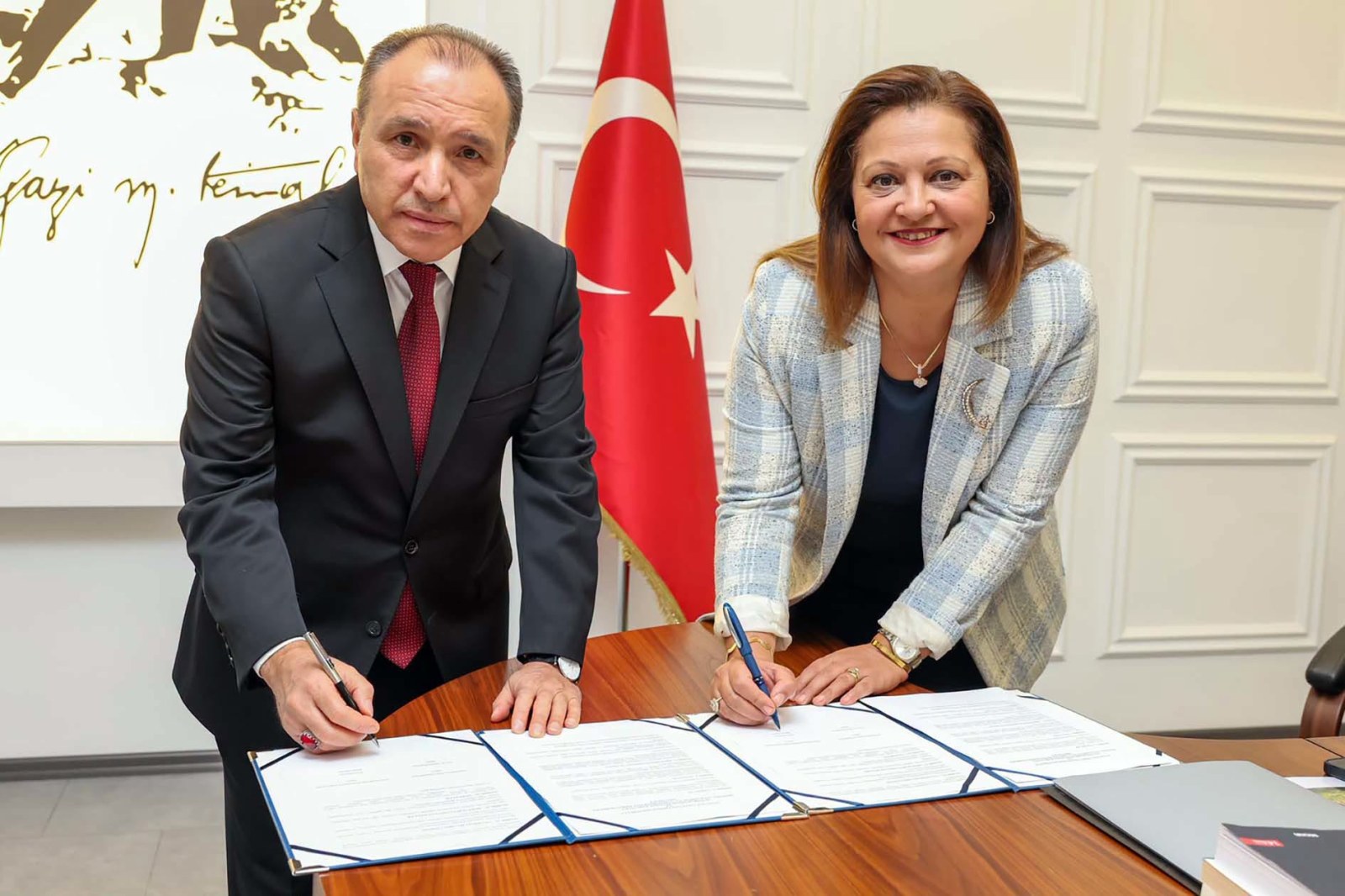 AKÜ İle Belediye Arasında İş Birliği Protokolü İmzalandı