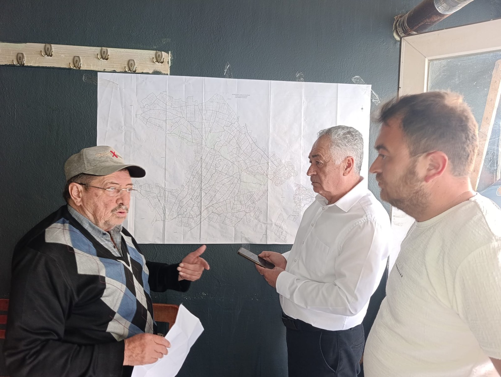KARACAAÖREN’DE ARAZİ TOPLULAŞTIRMASI SÜRECİ ŞEFFAF YÜRÜTÜLMELİDİR