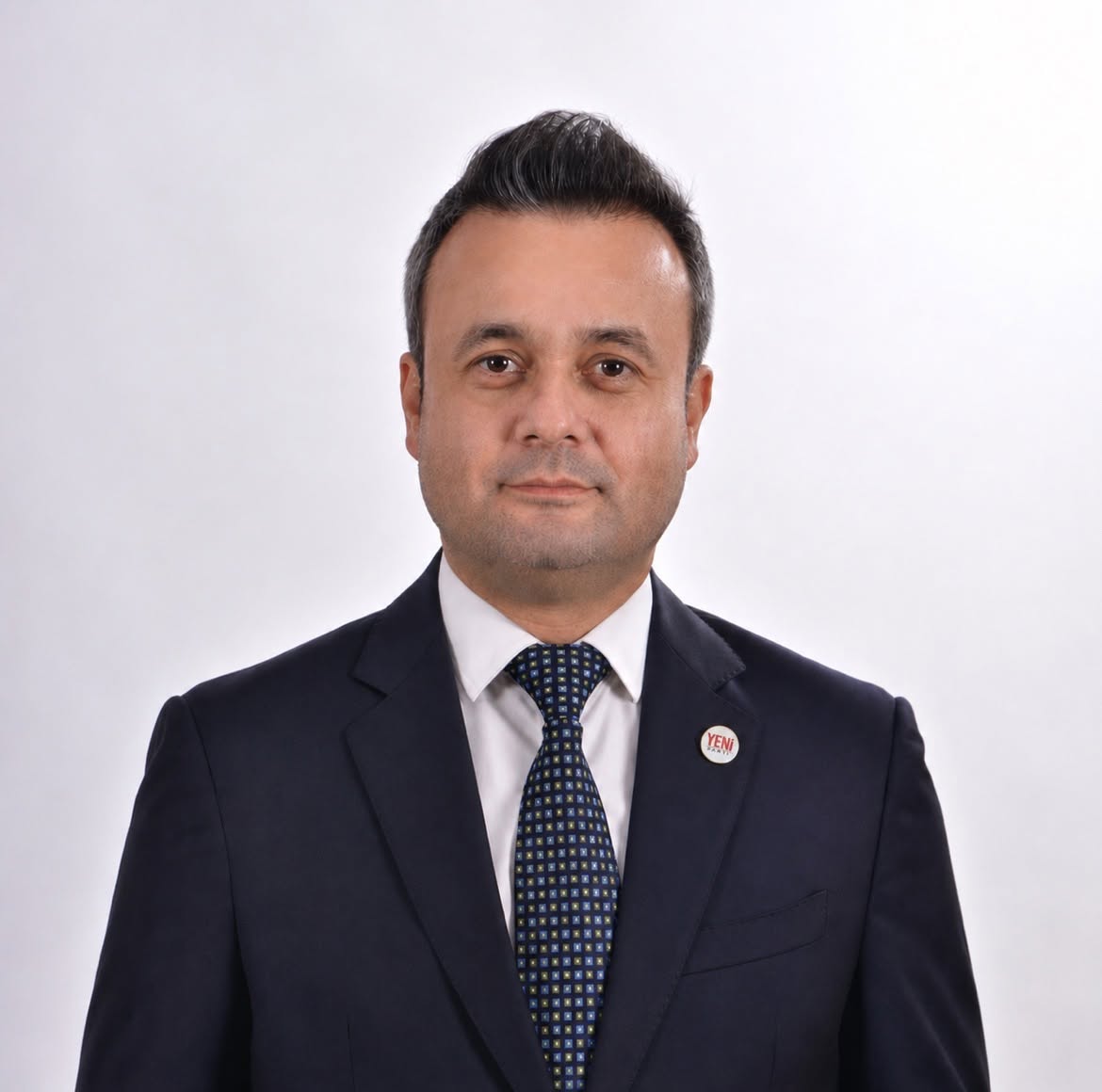 Yeni Parti'de Erhan, Adaylığını Açıklayacak