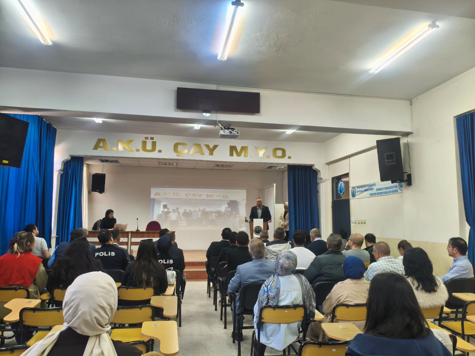 AKÜ Çay MYO’da “Mezunlar Buluşması” Düzenlendi