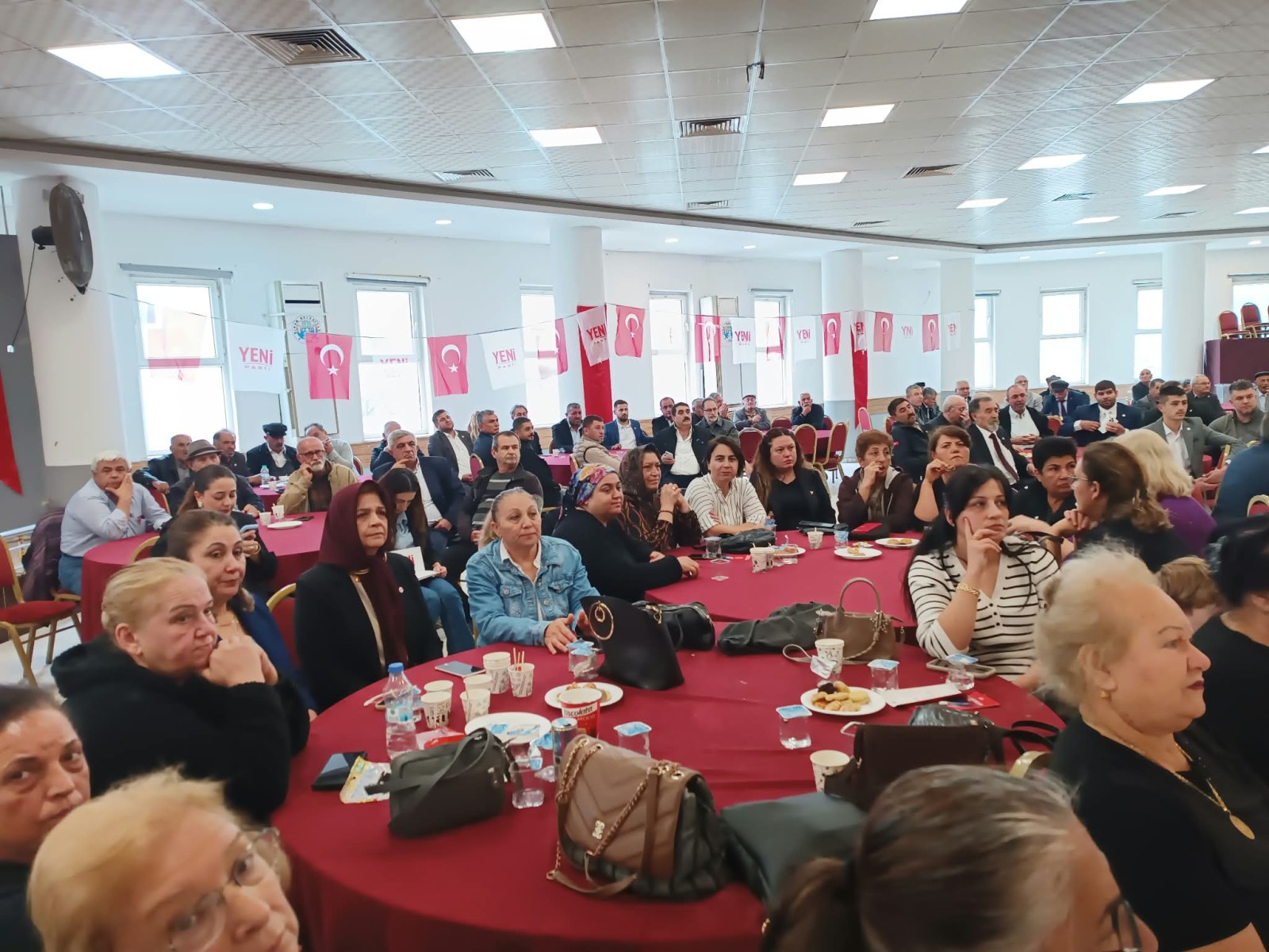 DİNAR YENİ PARTİ ALİ ARIKAN'LA DEVAM
