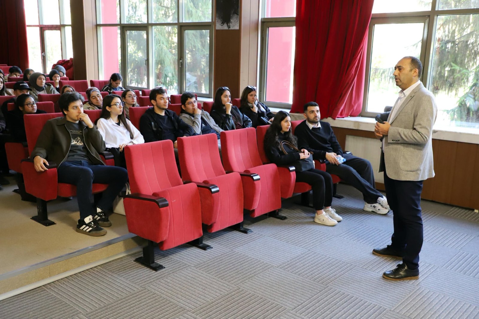Sektörün Önemli Kurumlarının Yöneticileri AKÜ’de Öğrencilerle Buluşacak
