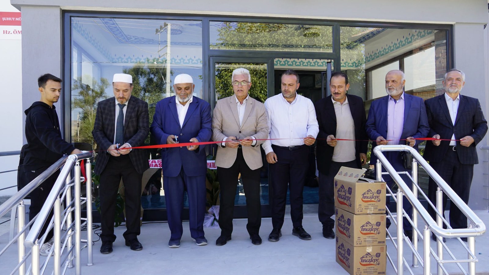 Şuhut'ta Hz. Ömer Camii İbadete Açıldı