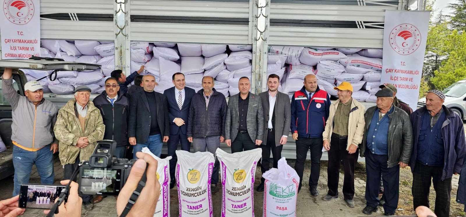 ÜRETİCİLERE %50 HİBELİ BUĞDAY TOHUMU DAĞITIMI GERÇEKLEŞTİRİLDİ